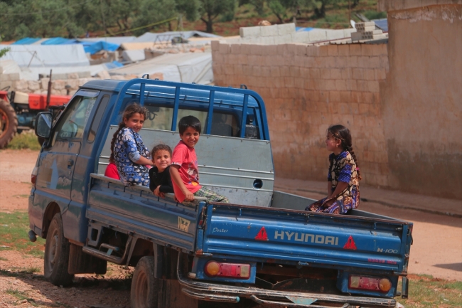 İdlib'de ramazan saldırılar ve zorunlu göçün gölgesinde başlıyor